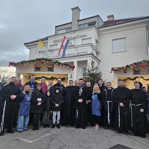 Božićni ručak za korisnike Pučke kuhinje na Svetom Duhu